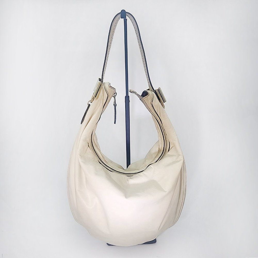GUCCI - Calfskin Duchessa Hobo Off White/Cream Medium Sized Bag